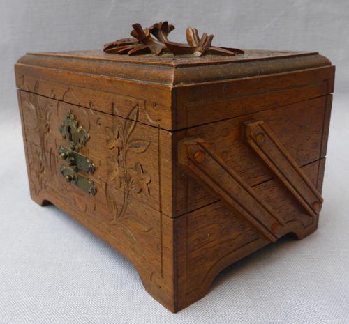 Early 20th century Black Forest carved jewellery box