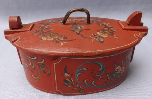 Norwegian Rosemaling Viksdal bent wood tine