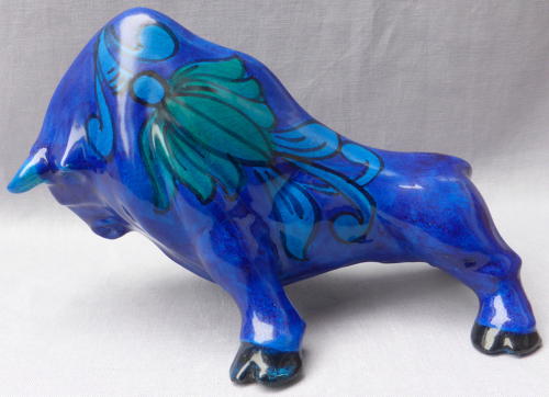 Magnificent Bellini Raymor ceramic bull 1960s Italian