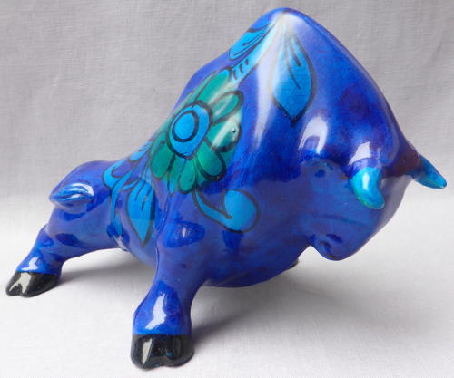 Magnificent Bellini Raymor ceramic bull 1960s Italian