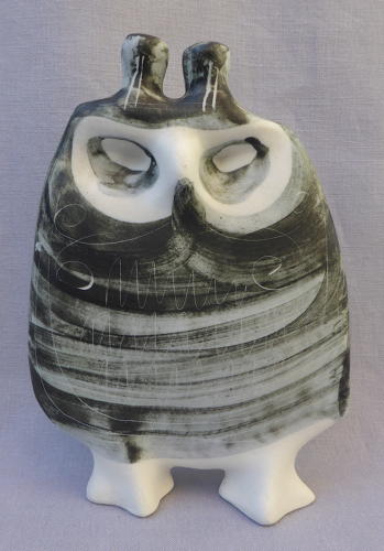 Richard Parkinson studio pottery owl by Susan Parkinson