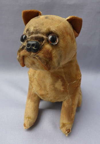 Unusual 1960s Plush Bulldog Transistor Radio