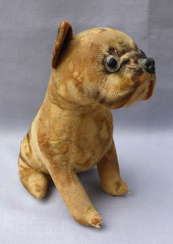 Unusual 1960s Plush Bulldog Transistor Radio