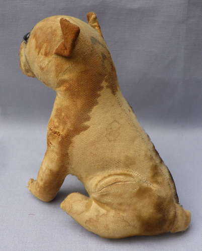 Unusual 1960s Plush Bulldog Transistor Radio