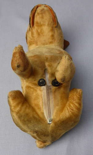Unusual 1960s Plush Bulldog Transistor Radio