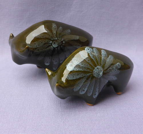 Stylish Pair of 1960s Lotus Pottery Bulls