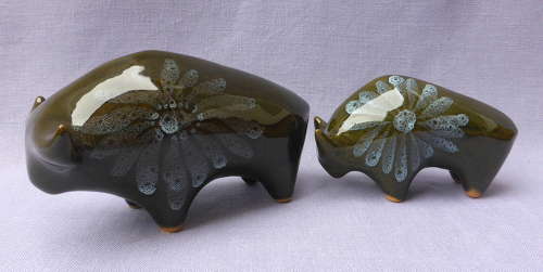 Stylish Pair of 1960s Lotus Pottery Bulls
