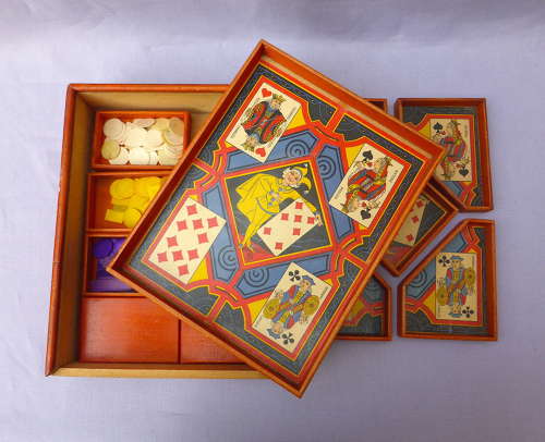 French Jeu du Nain-Jaune game