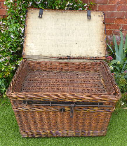 Large Edwardian Country House Laundry Basket