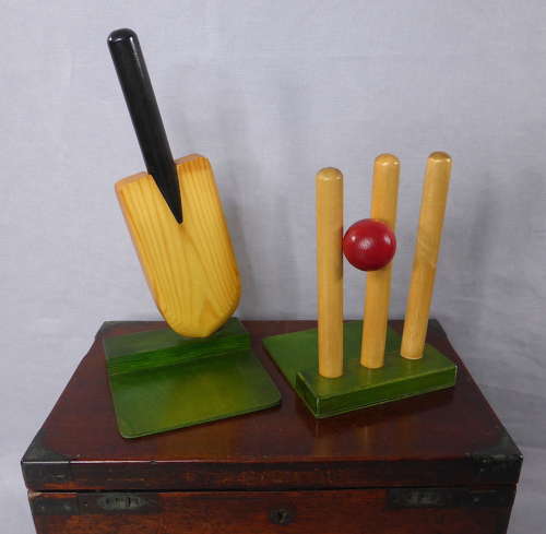 Cricket Bat & Stumps Bookends