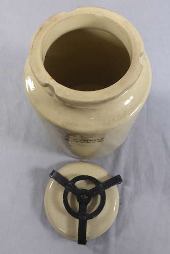 Anti-Gas ointment jar