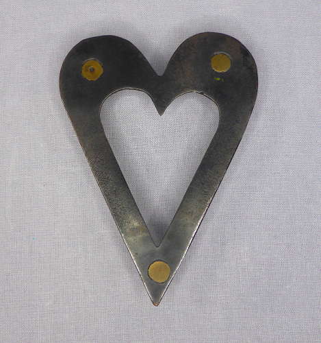 Heart shaped trivet