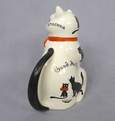 Wood's Pussyfoot Good Luck Cat Teapot